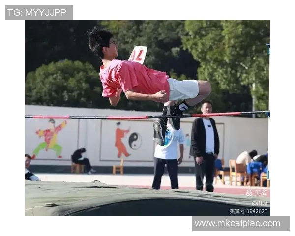 李根：从篮球场上的拼搏者到人生舞台上的追梦人